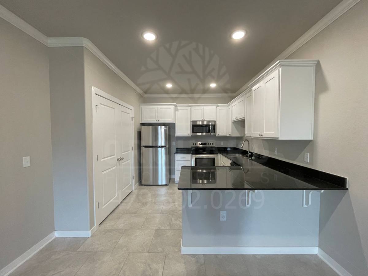 Apartment for rent at 1900 E Brookview Circle, Siloam Springs, AR 72761