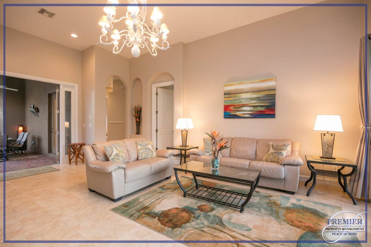 House for rent at 6088 Dogleg Dr, Naples, FL 34113