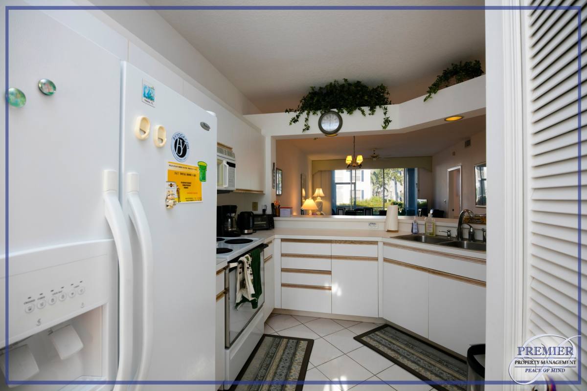Condo for rent at 7104 Barrington Circle, Naples, FL 34108