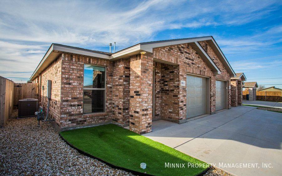 Townhouse for rent at 2003 Bryan Ave #A, Wolfforth, TX 79382