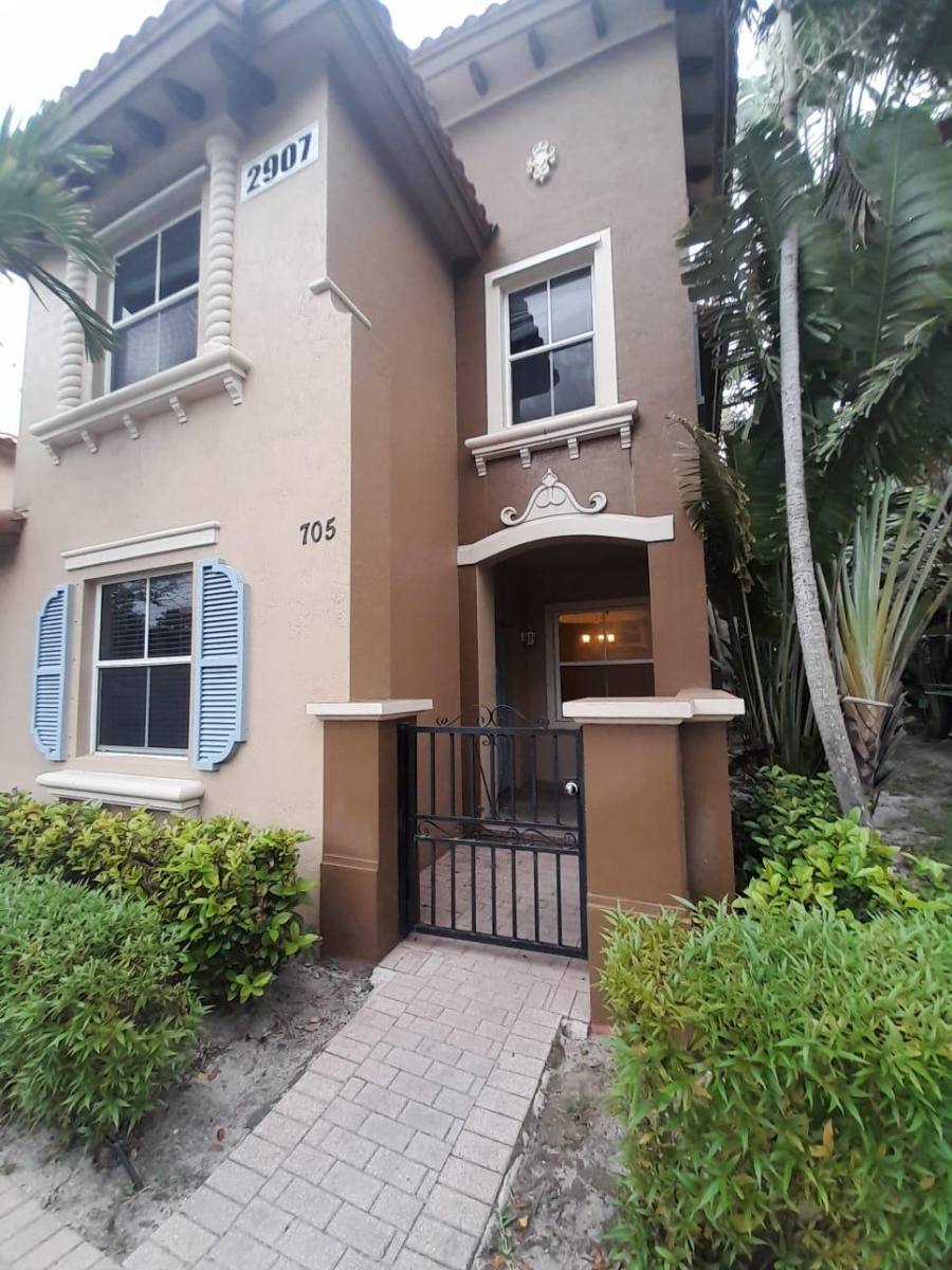 Townhouse for rent at 2907 Hope Valley St #705, West Palm Beach, FL 33411