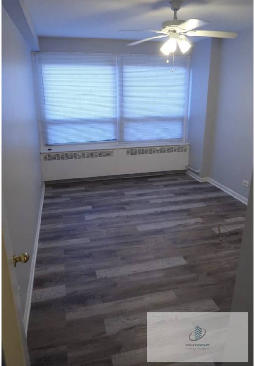Apartment for rent at 4180 N Marine Dr, Chicago, IL 60613