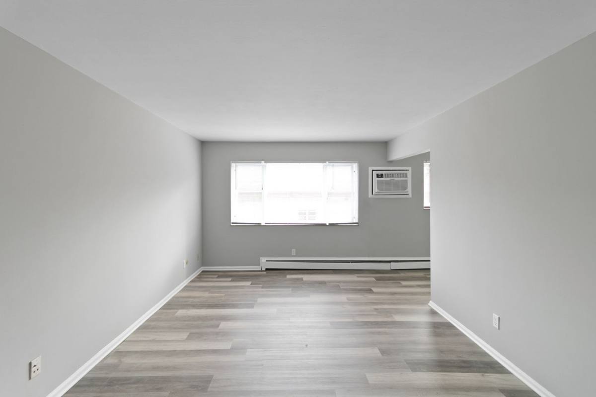 Apartment for rent at 4221 N Grand River Ave, Lansing, MI 48906