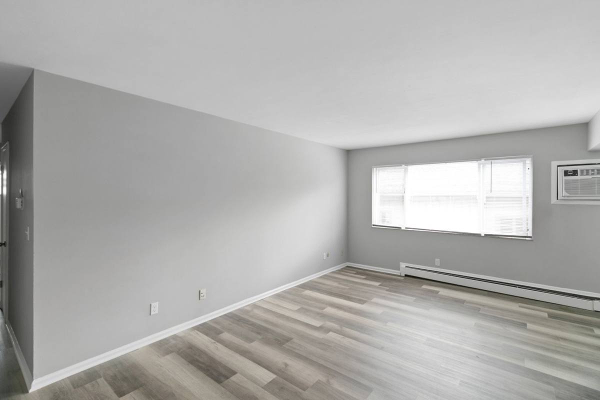 Apartment for rent at 4221 N Grand River Ave, Lansing, MI 48906