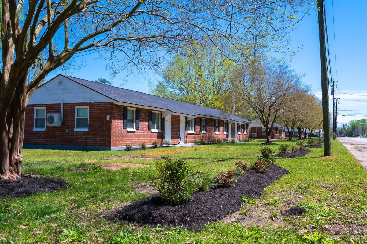 Apartment for rent at 325 Blvd Rd, Sumter, SC 29153