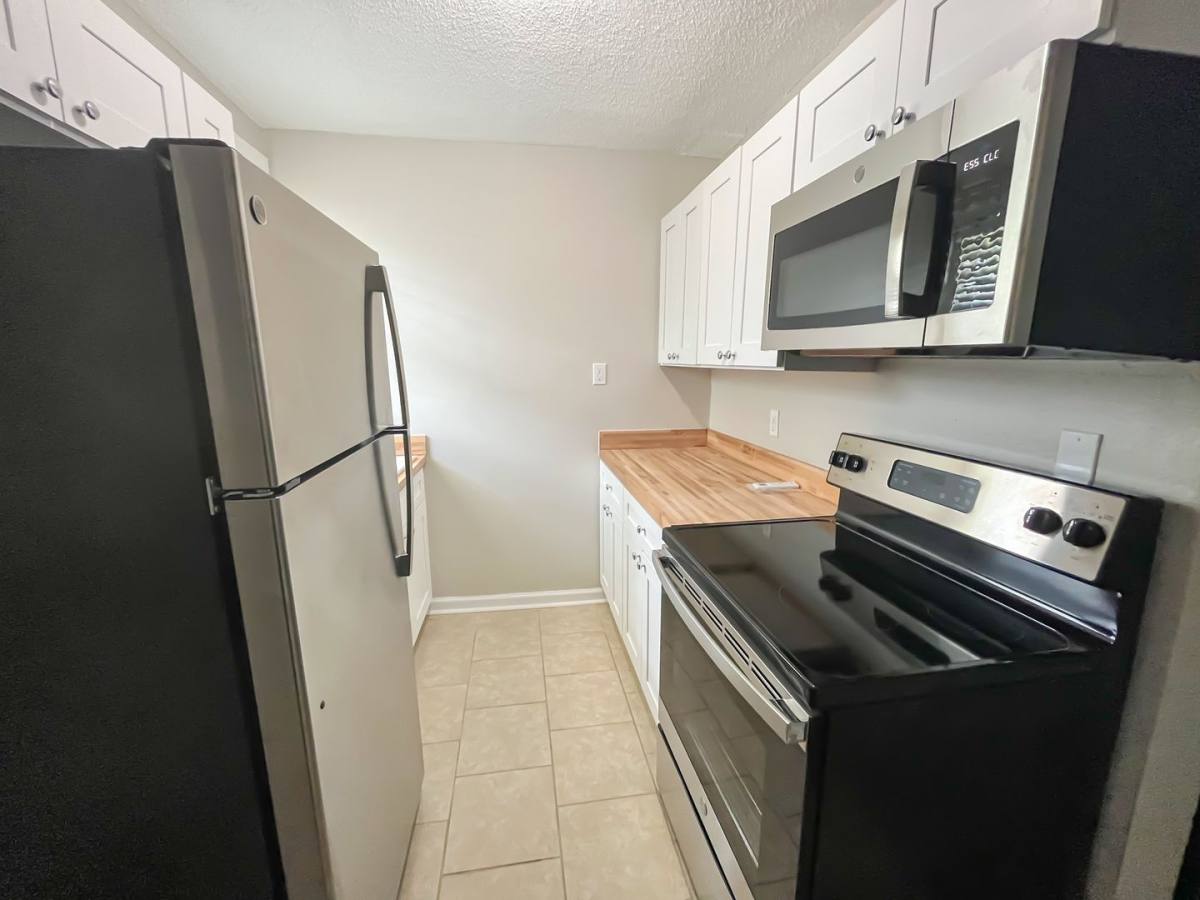 Apartment for rent at 325 Blvd Rd, Sumter, SC 29153