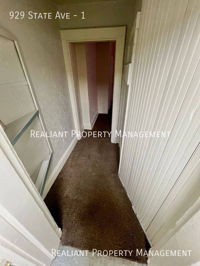 Apartment for rent at 929 State Ave #1, Cincinnati, OH 45205
