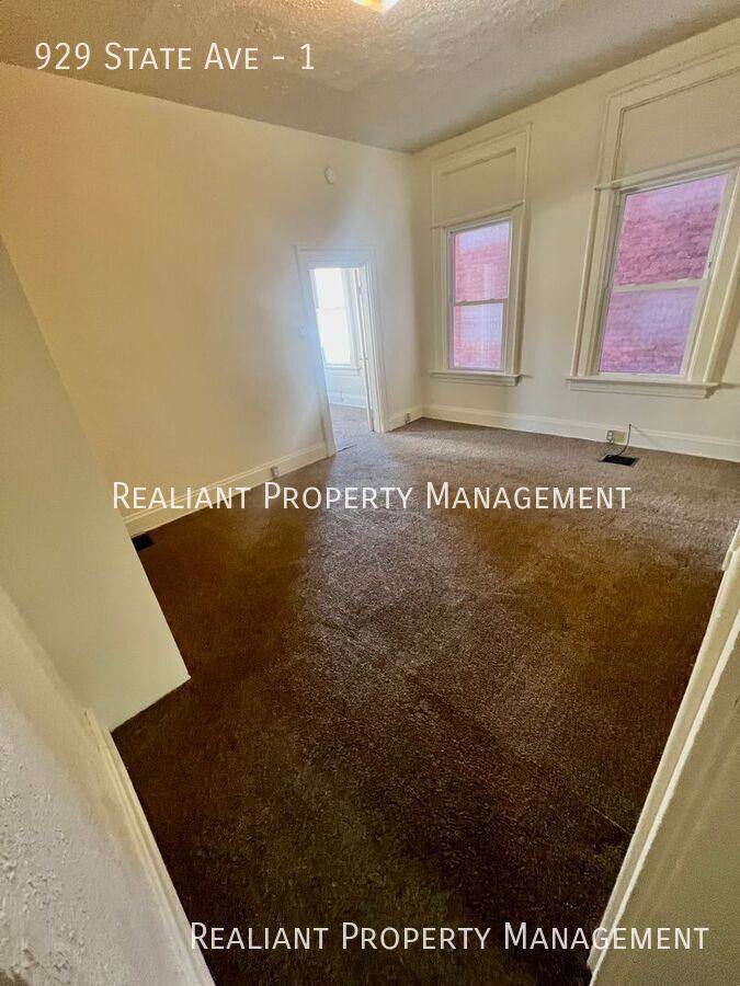 Apartment for rent at 929 State Ave #1, Cincinnati, OH 45205