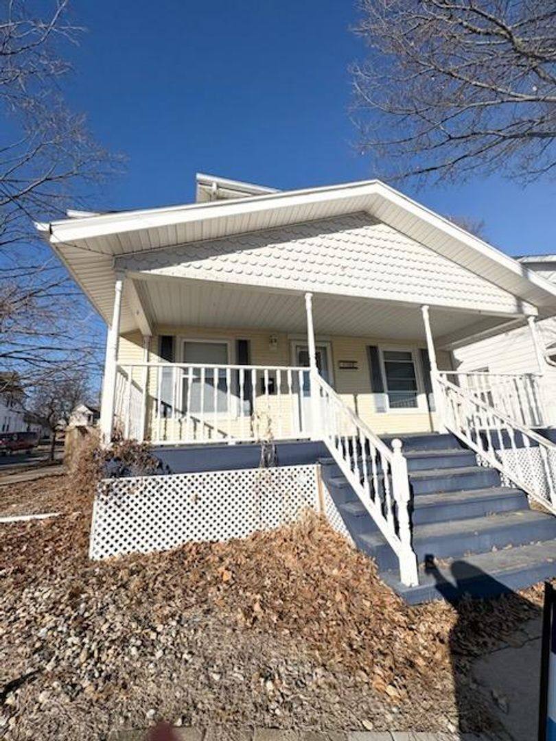 House for rent at 1102 N Madison, Bloomington, IL 61701