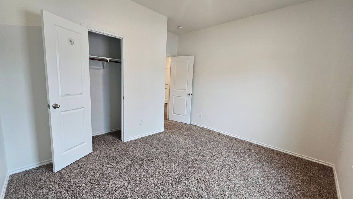 House for rent at 813 Fueller Dr, Aubrey, TX 76227