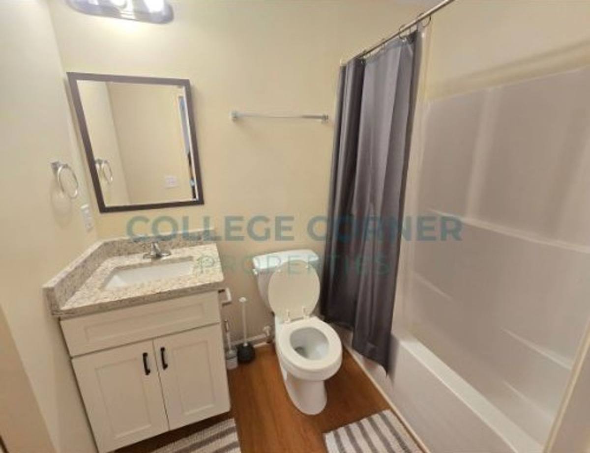 Apartment for rent at 1048 Ranch Dr, Winston Salem, NC 27106