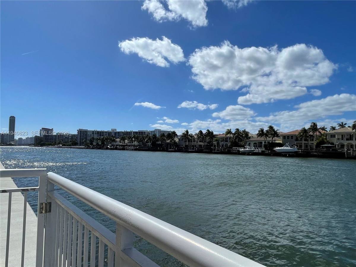 Condo for rent at 1600 S Ocean Dr, Hollywood, FL 33019