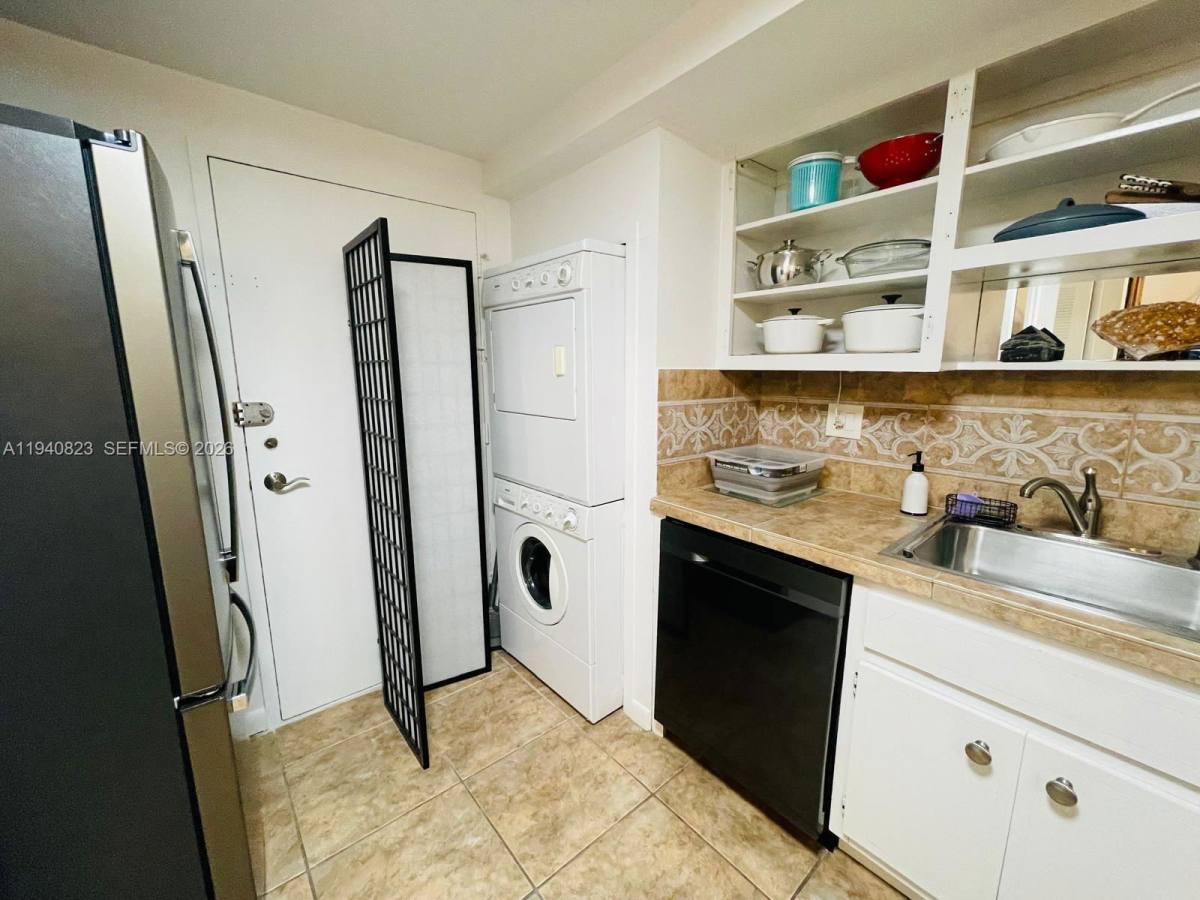 Condo for rent at 1600 S Ocean Dr, Hollywood, FL 33019