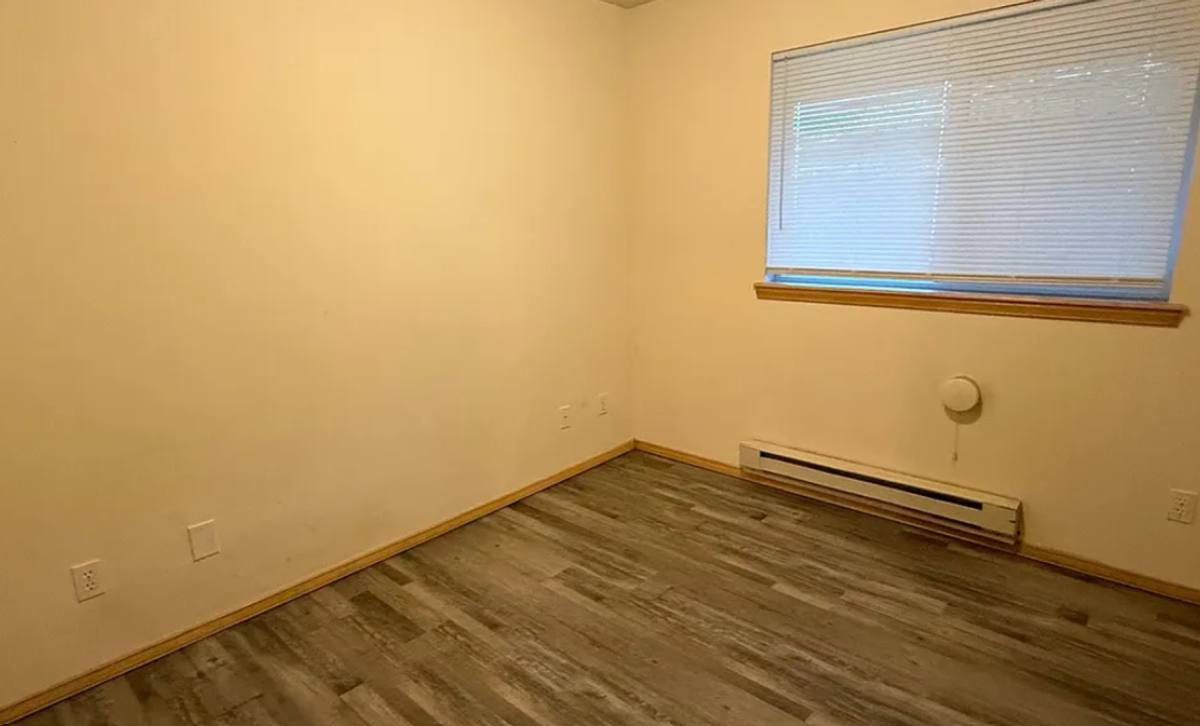 Apartment for rent at 508 E Ivy St, Bellingham, WA 98225