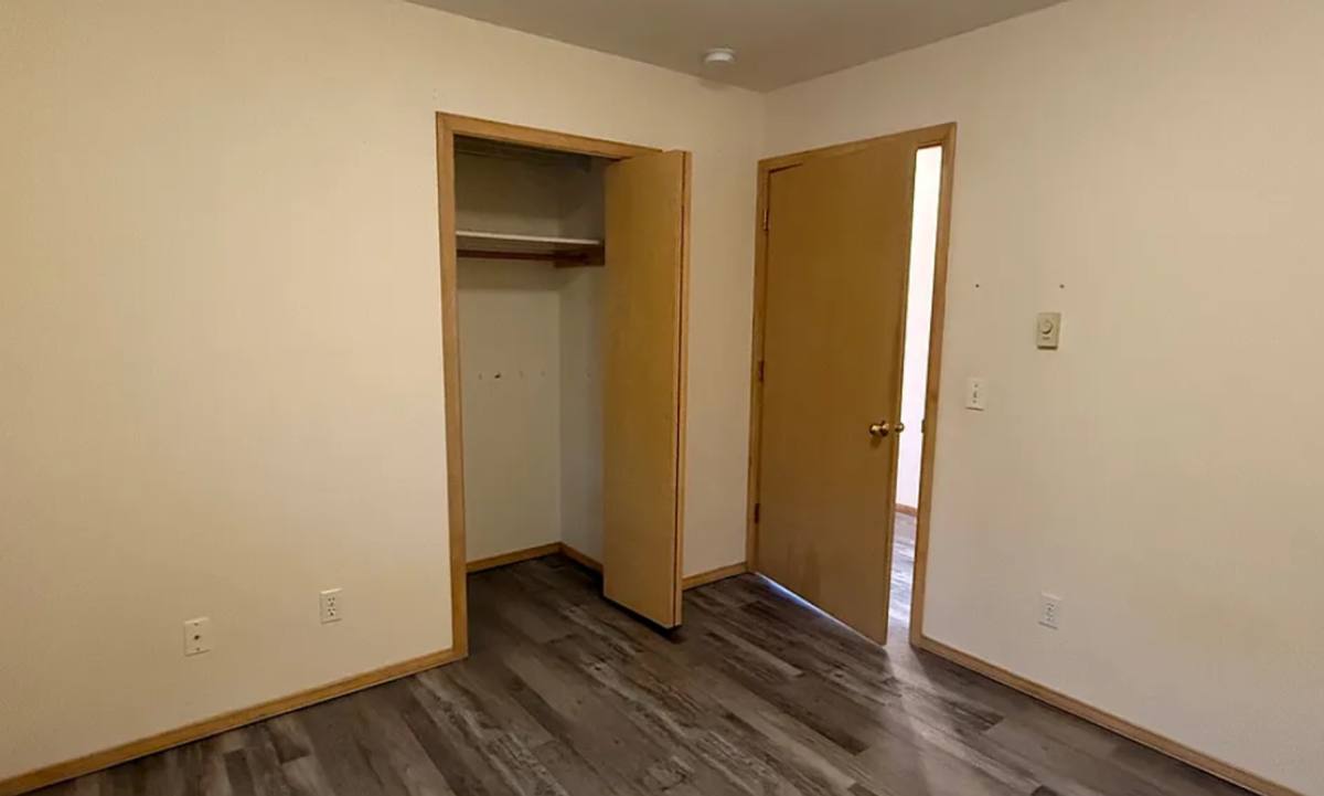 Apartment for rent at 508 E Ivy St, Bellingham, WA 98225