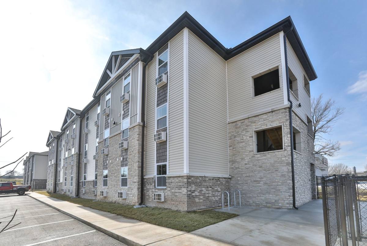Apartment for rent at 1435 W Talmage St, Springfield, MO 65803