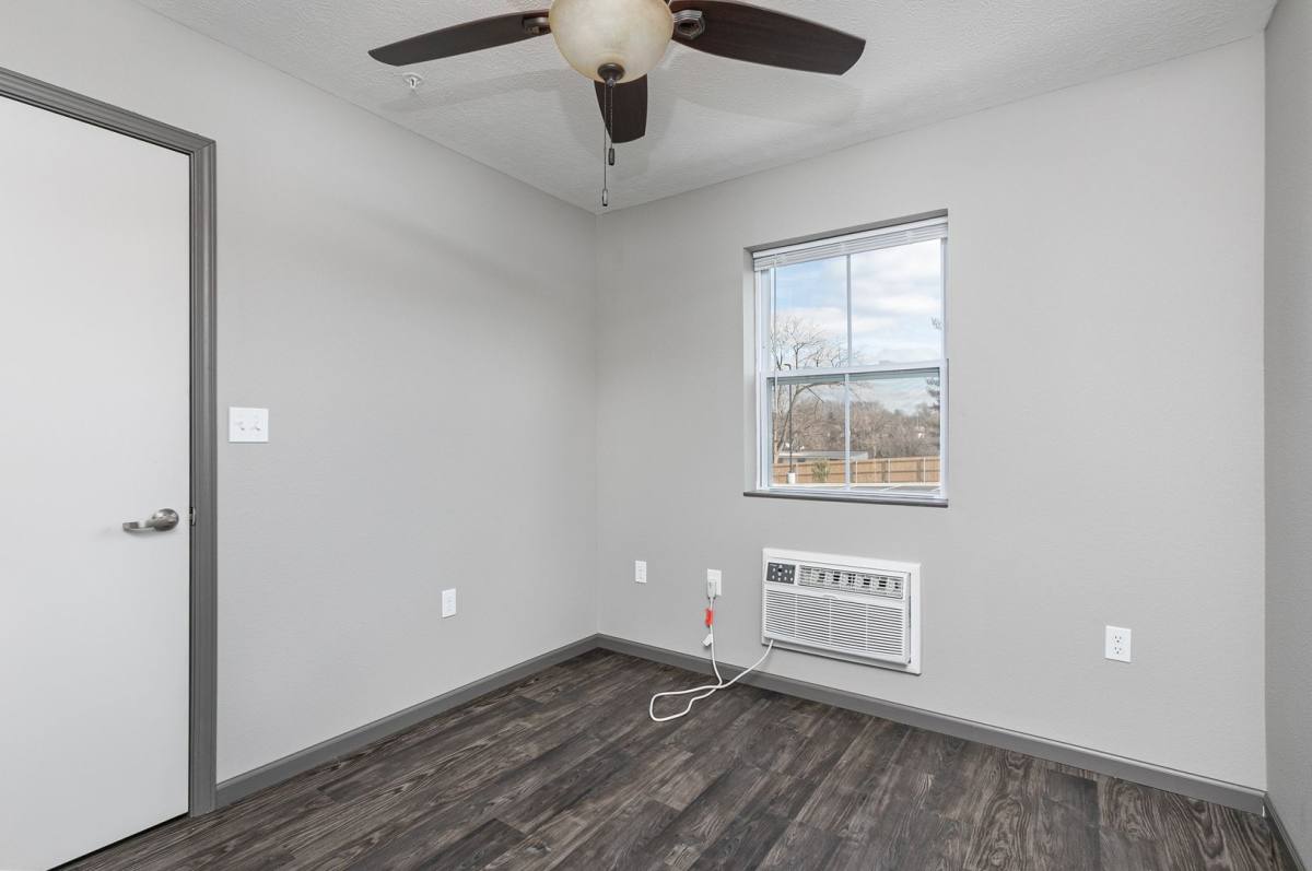 Apartment for rent at 1435 W Talmage St, Springfield, MO 65803