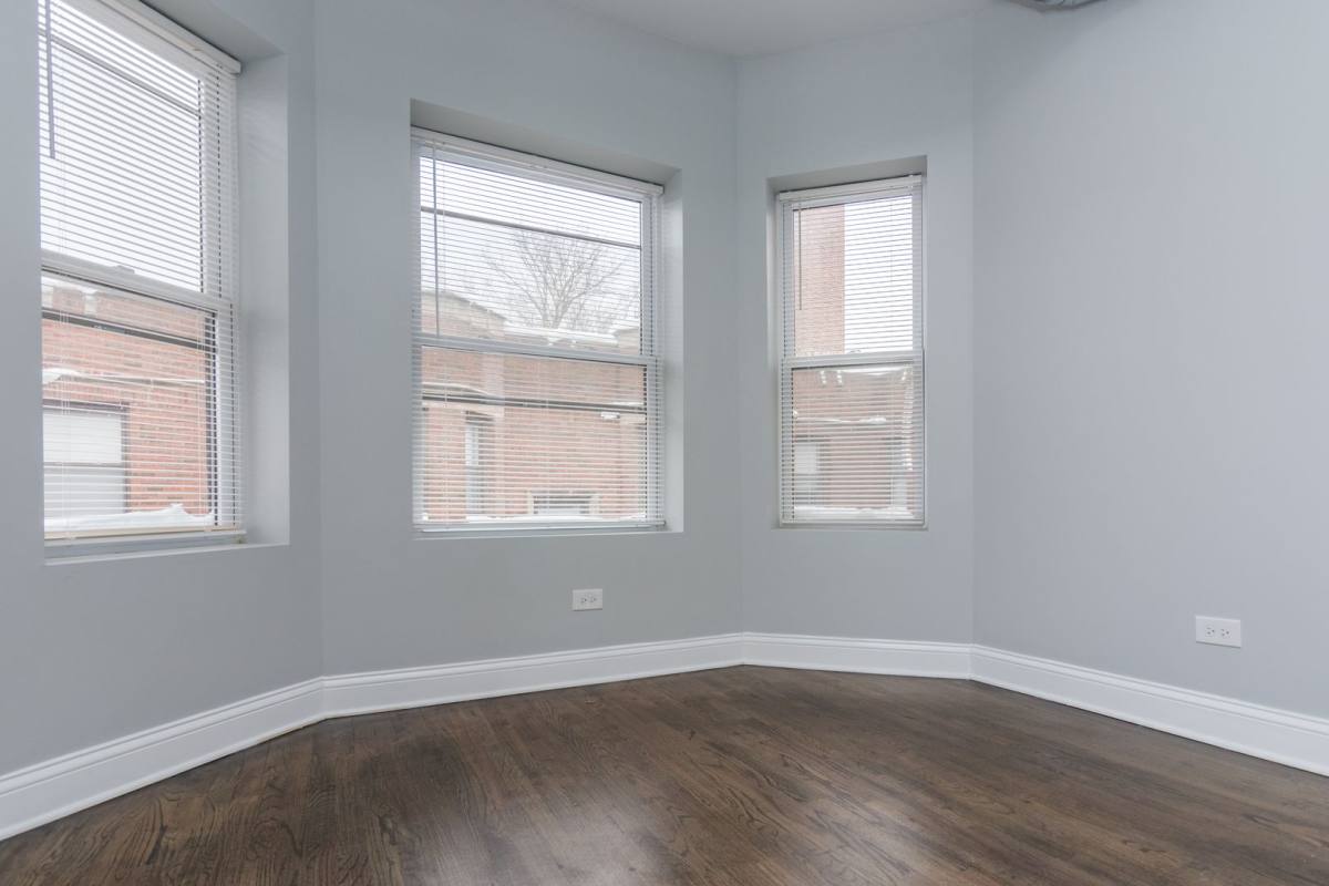 Apartment for rent at 6429 S Stewart Ave, Chicago, IL 60621