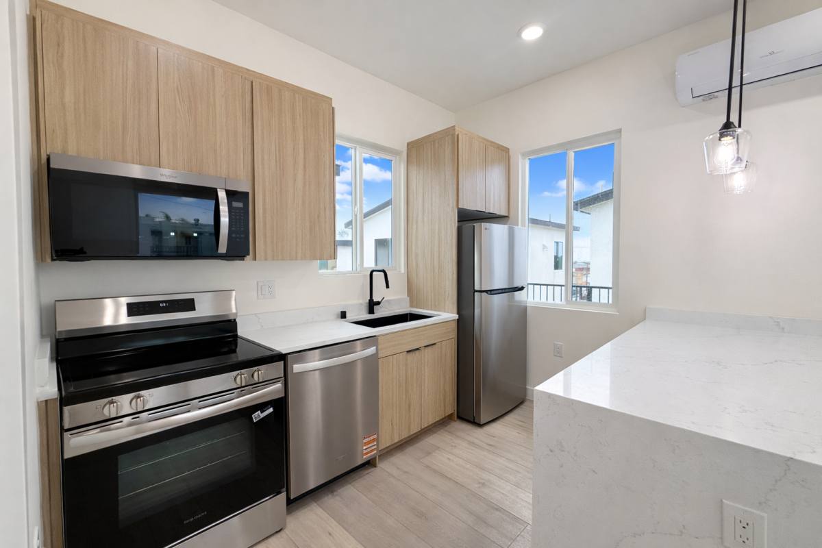Apartment for rent at 1613 Burton St, San Diego, CA 92111