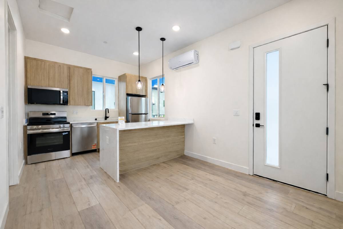 Apartment for rent at 1613 Burton St, San Diego, CA 92111