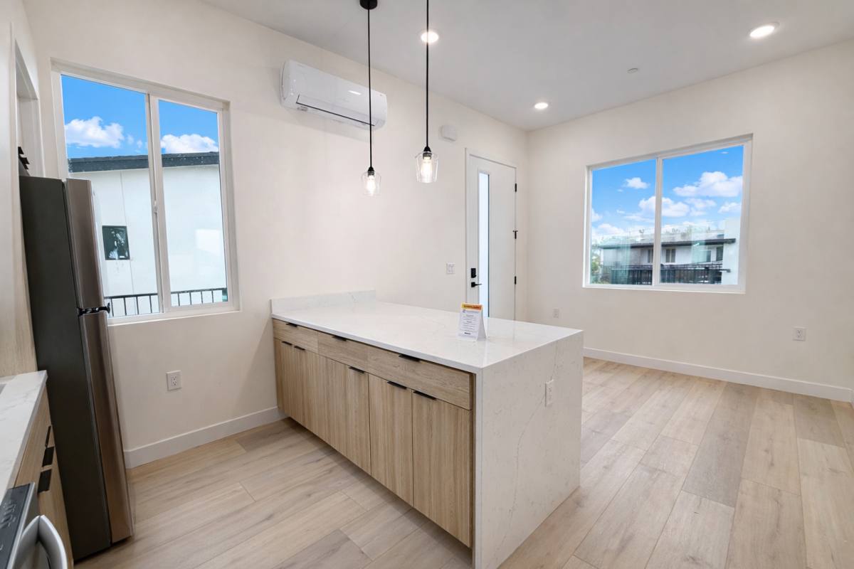 Apartment for rent at 1613 Burton St, San Diego, CA 92111