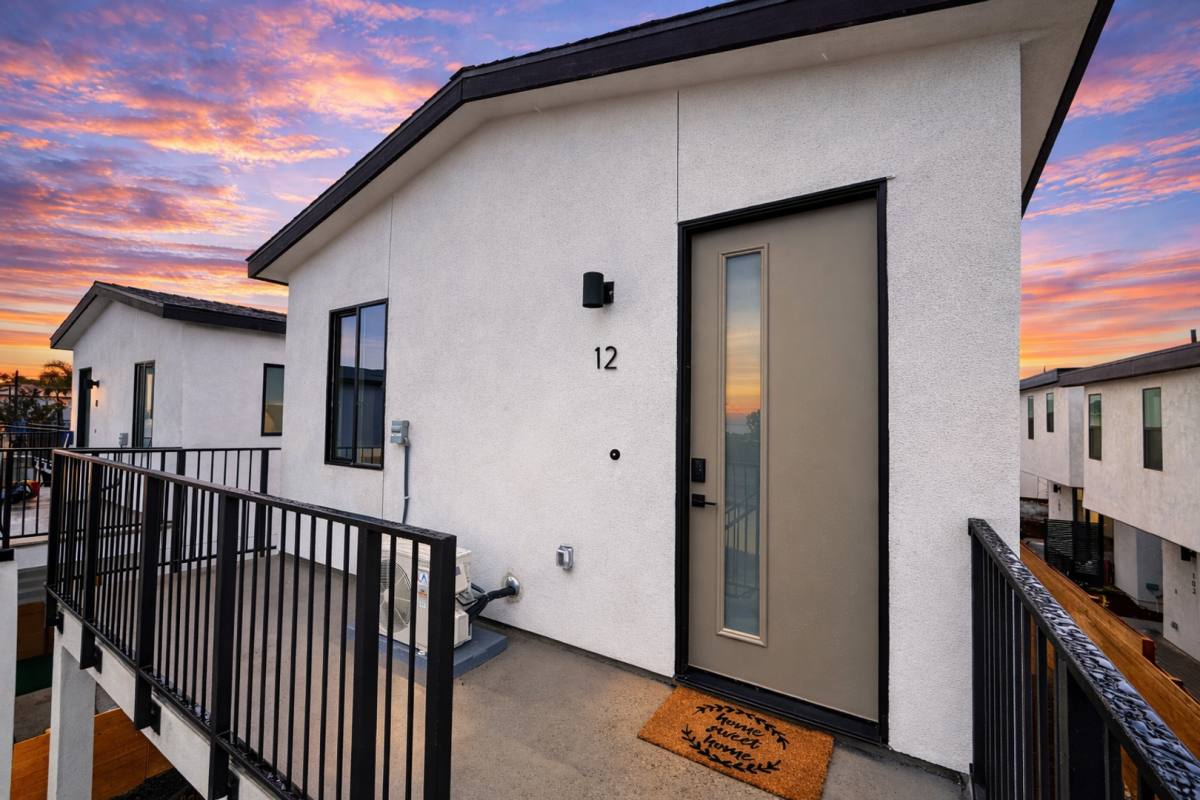 Apartment for rent at 1613 Burton St, San Diego, CA 92111