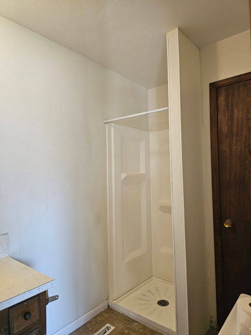 Apartment for rent at 317 Manville, Bowling Green, OH 43402