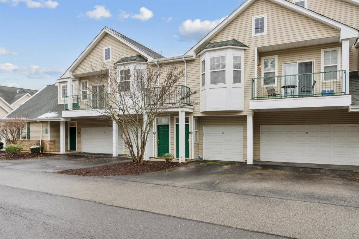Condo for rent at 534 Eagle Pointe Dr #534 Dri, Canonsburg, PA 15317