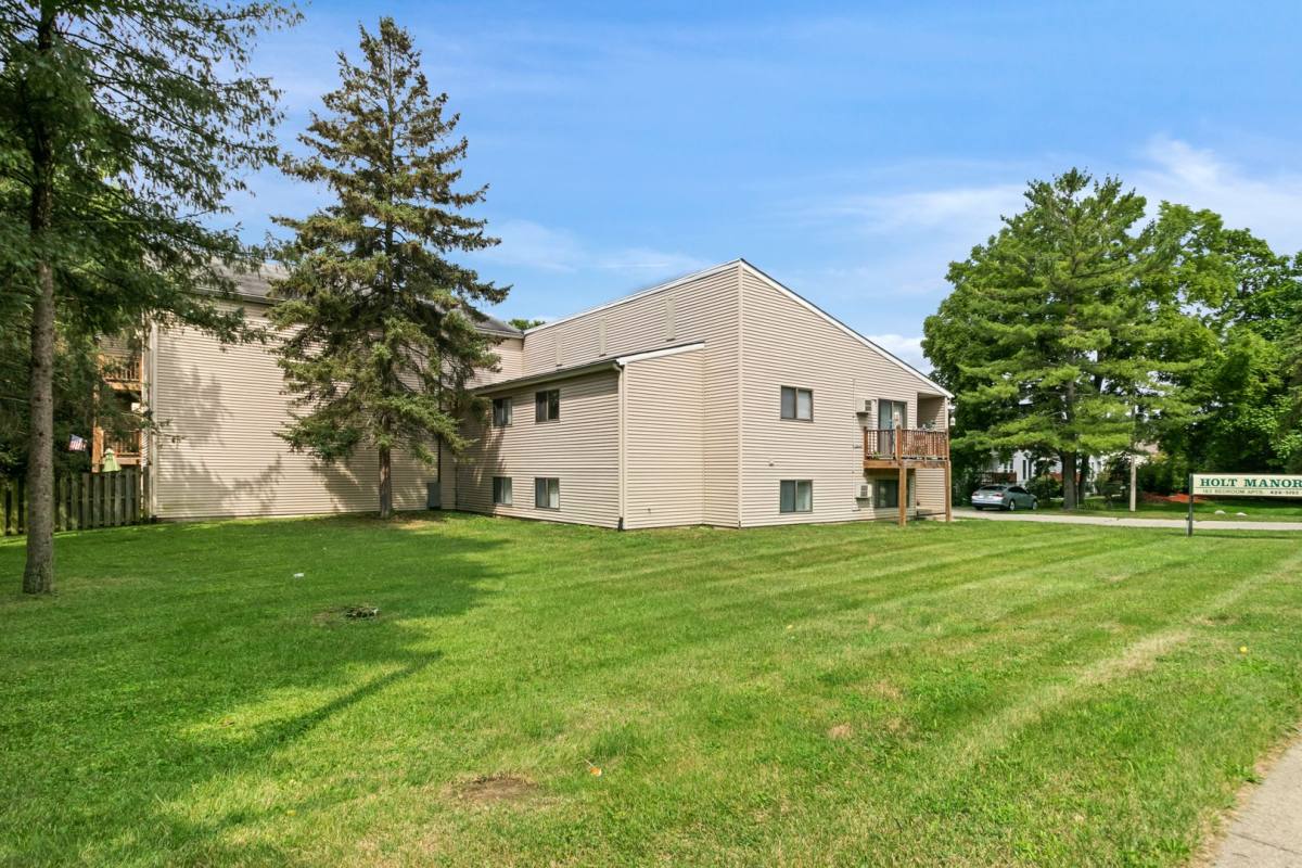 Apartment for rent at 2371 Aurelius Rd, Holt, MI 48842