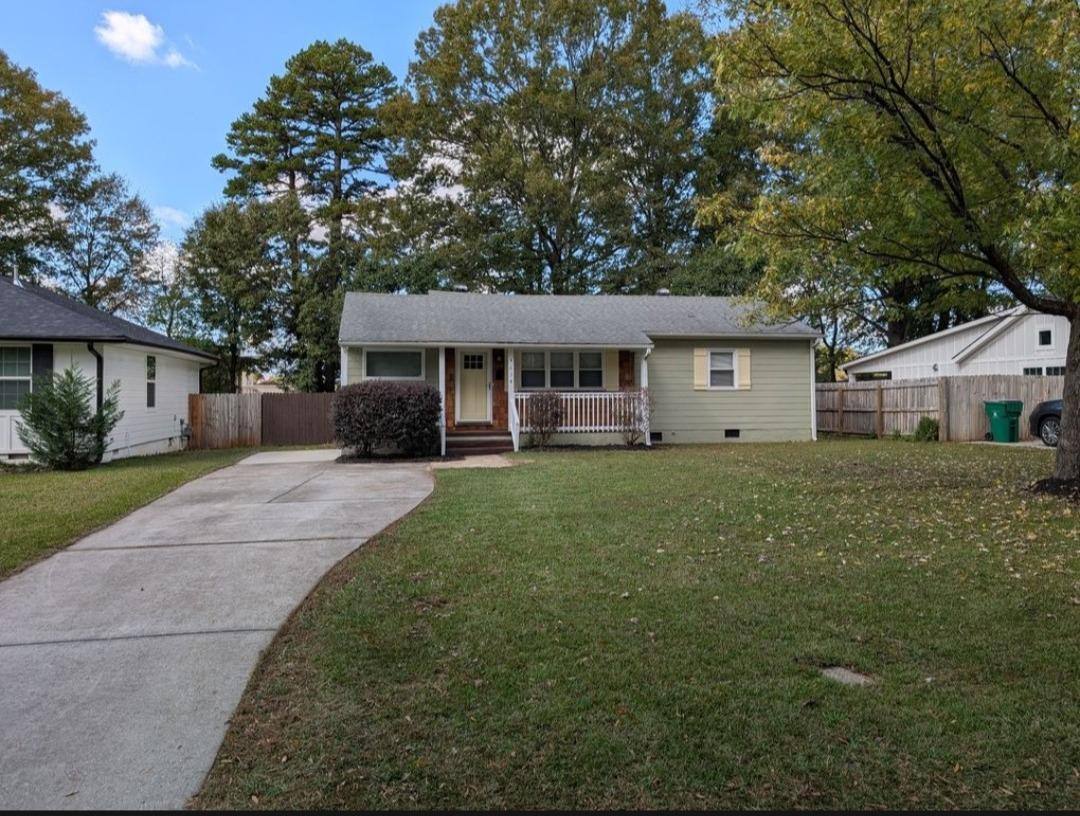 House for rent at 4638 Connecting Rd, Charlotte, NC 28209