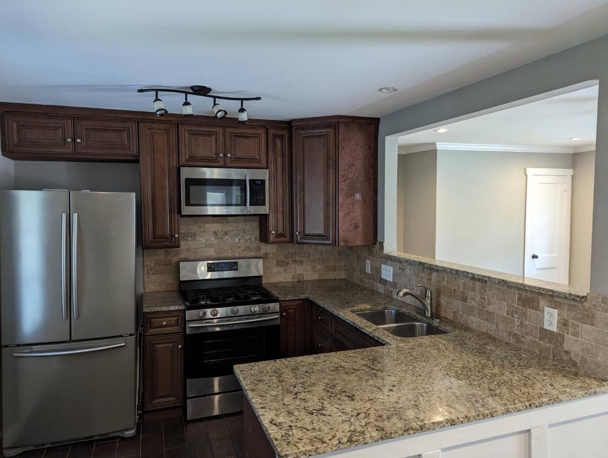 House for rent at 4638 Connecting Rd, Charlotte, NC 28209