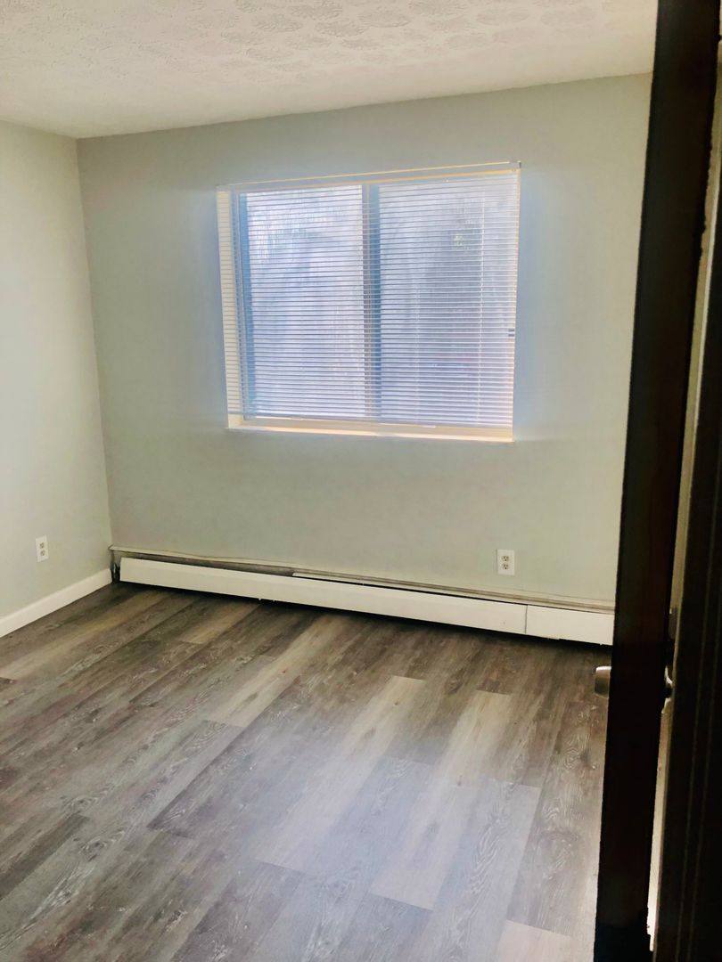 Apartment for rent at 2356 Harrison Ave, Cincinnati, OH 45211