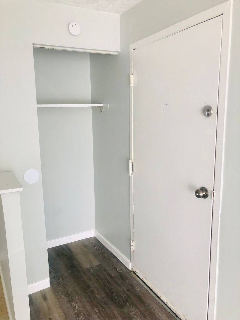 Apartment for rent at 2356 Harrison Ave, Cincinnati, OH 45211