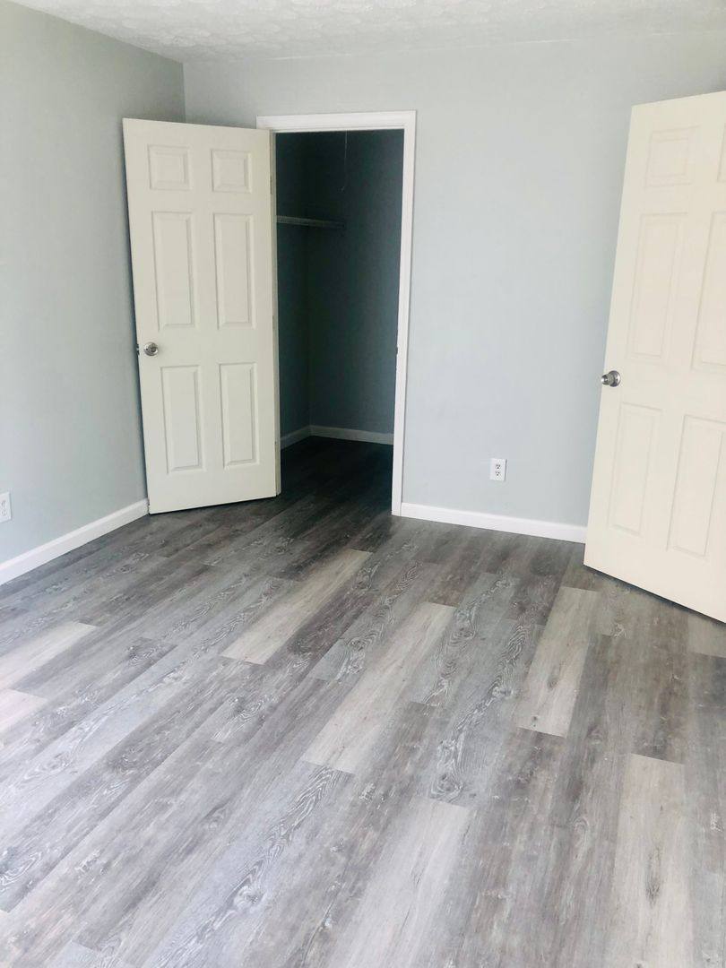 Apartment for rent at 2356 Harrison Ave, Cincinnati, OH 45211