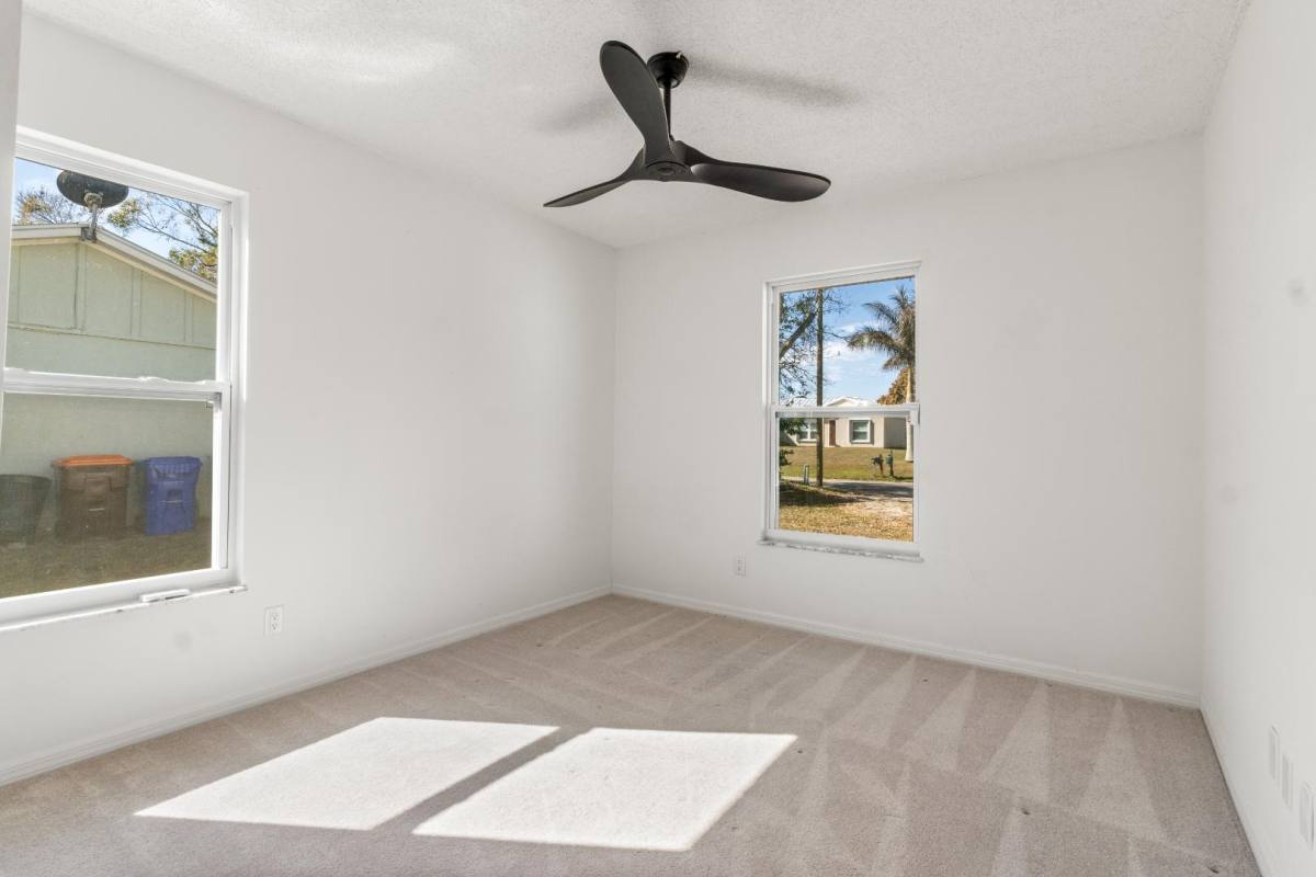 House for rent at 1816 14th Ave SW V, Vero Beach, FL 32962