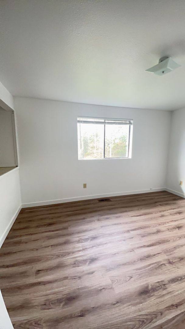 Apartment for rent at 2924 Moore St, Bellingham, WA 98226
