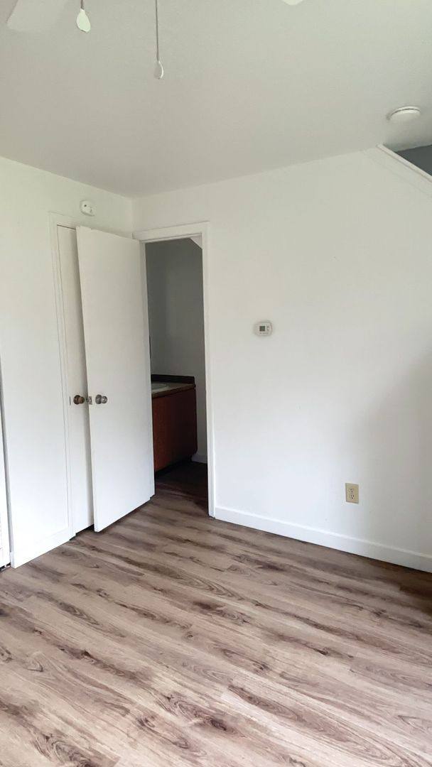 Apartment for rent at 2924 Moore St, Bellingham, WA 98226