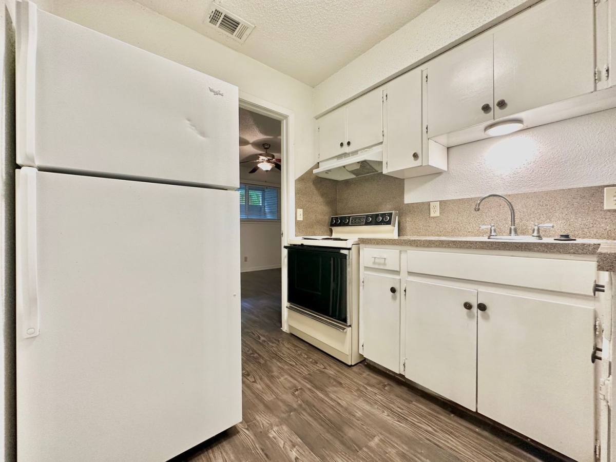 Apartment for rent at 301 W 29th St, Austin, TX 78705