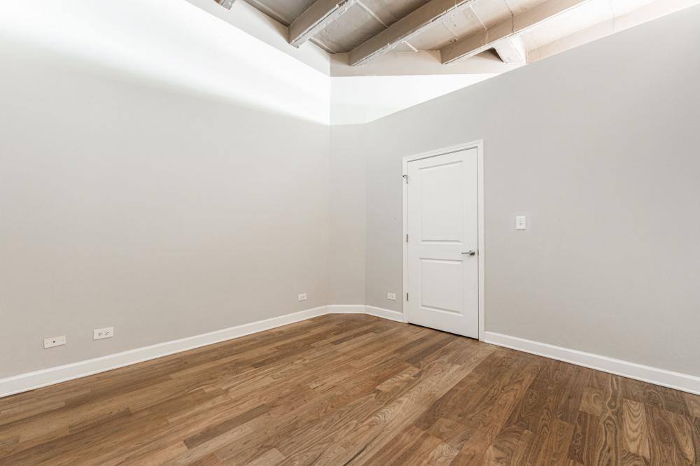 Apartment for rent at 4131 W Belmont Ave #413, Chicago, IL 60641