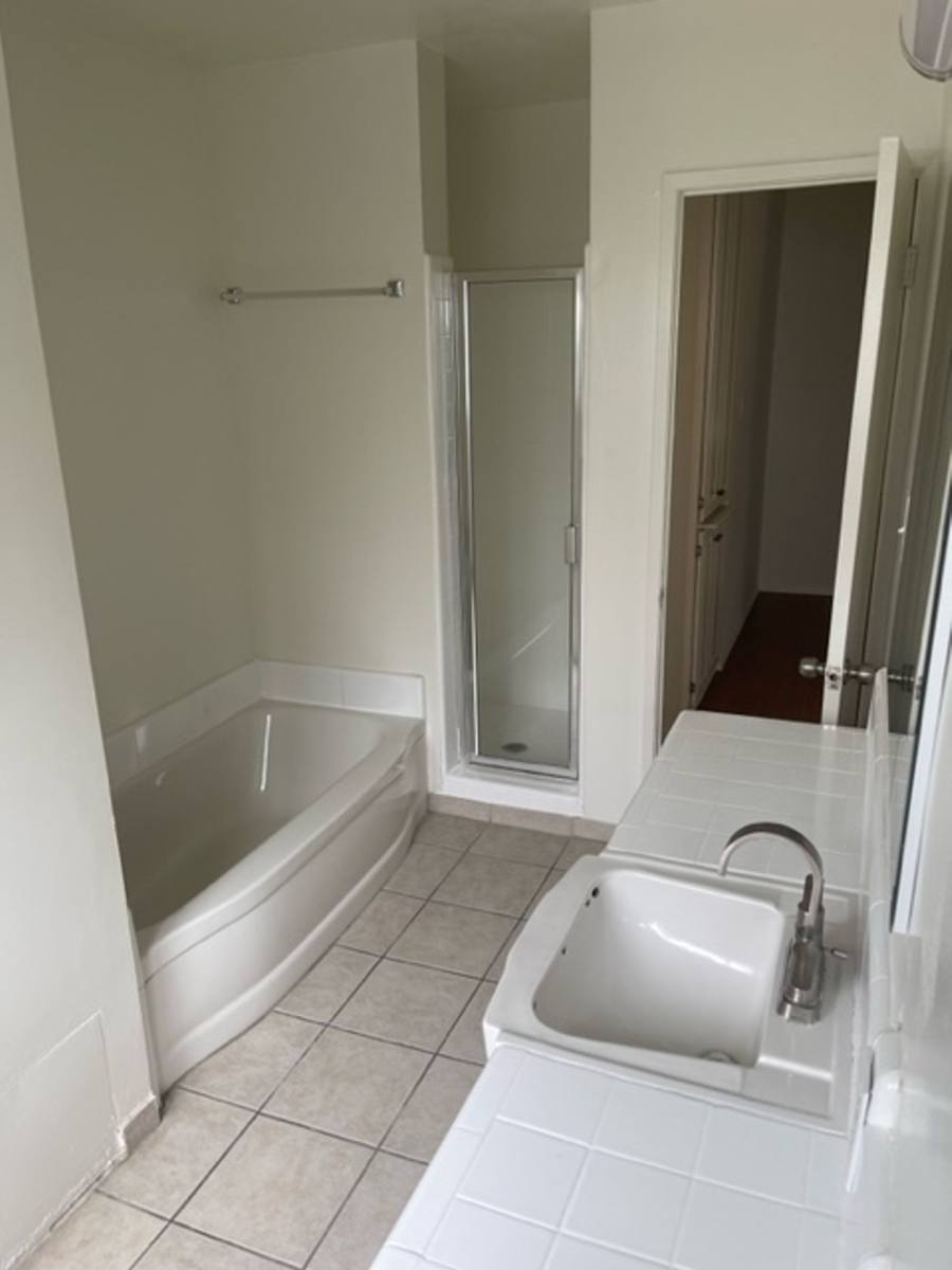 Apartment for rent at 7631 Norton Ave, Los Angeles, CA 90046