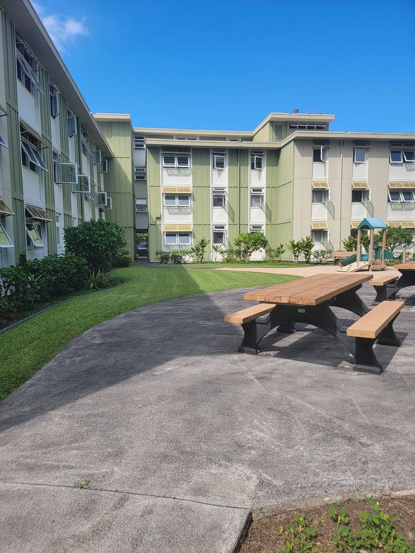 Apartment for rent at 333 Ohai St, Hilo, HI 96720