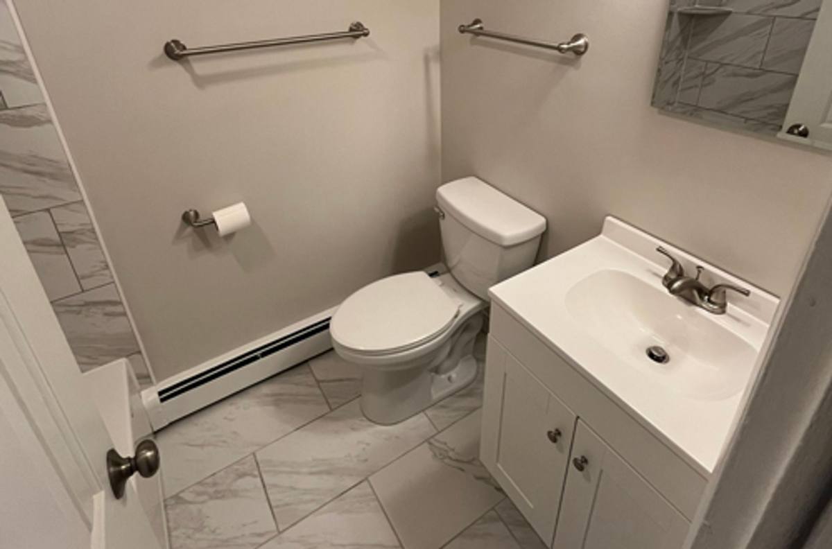 Apartment for rent at 319 Whites Rd, Lansdale, PA 19446