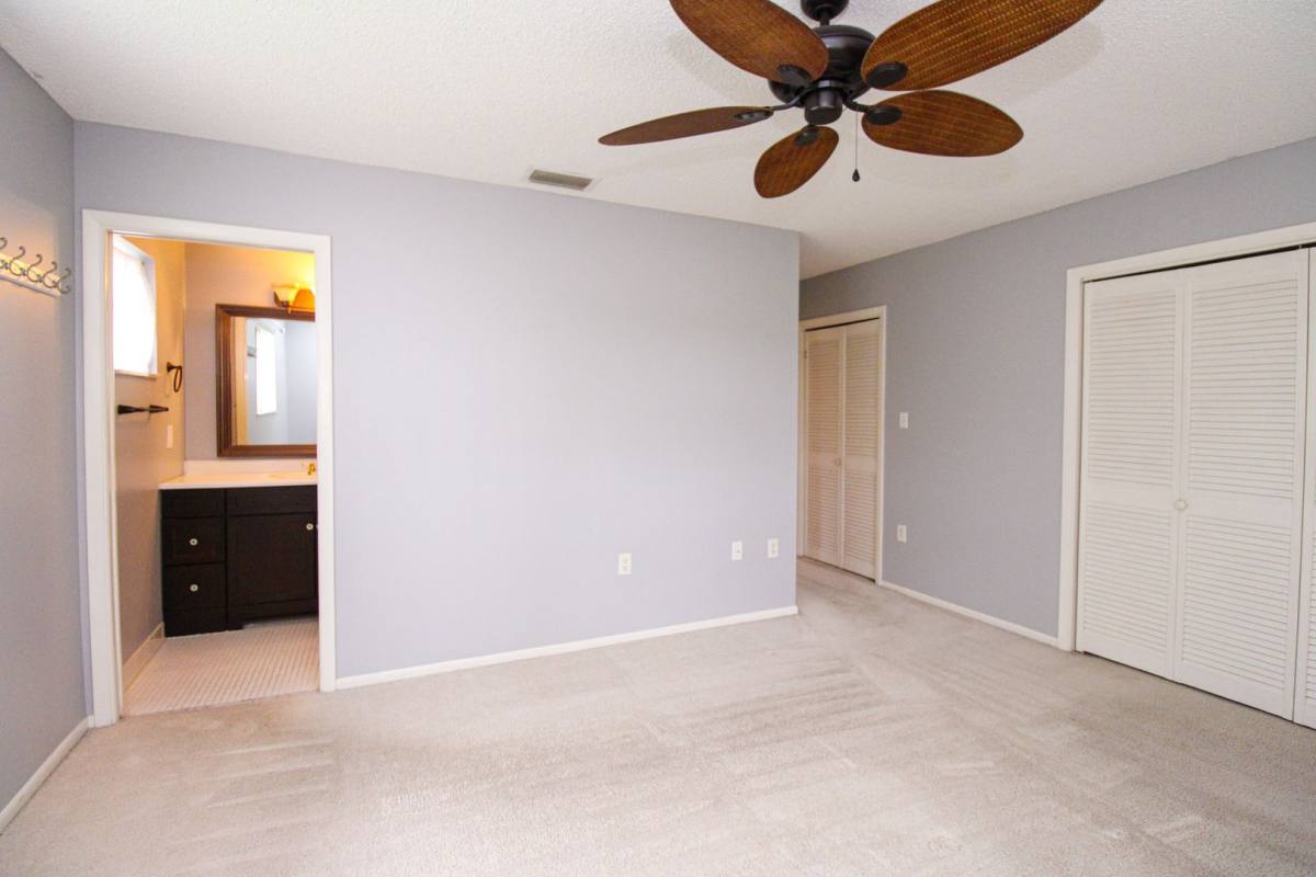 Condo for rent at 729 Palm View Dr, Naples, FL 34110