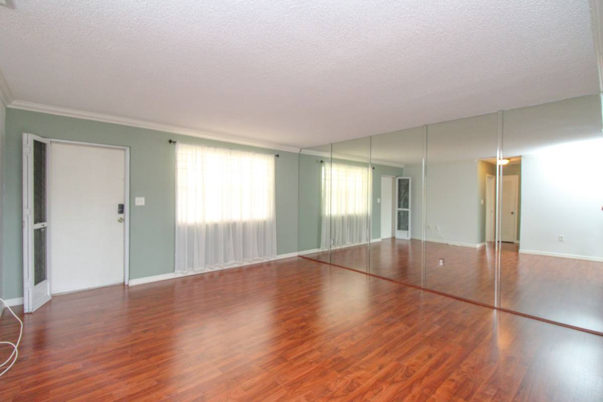 Condo for rent at 729 Palm View Dr, Naples, FL 34110