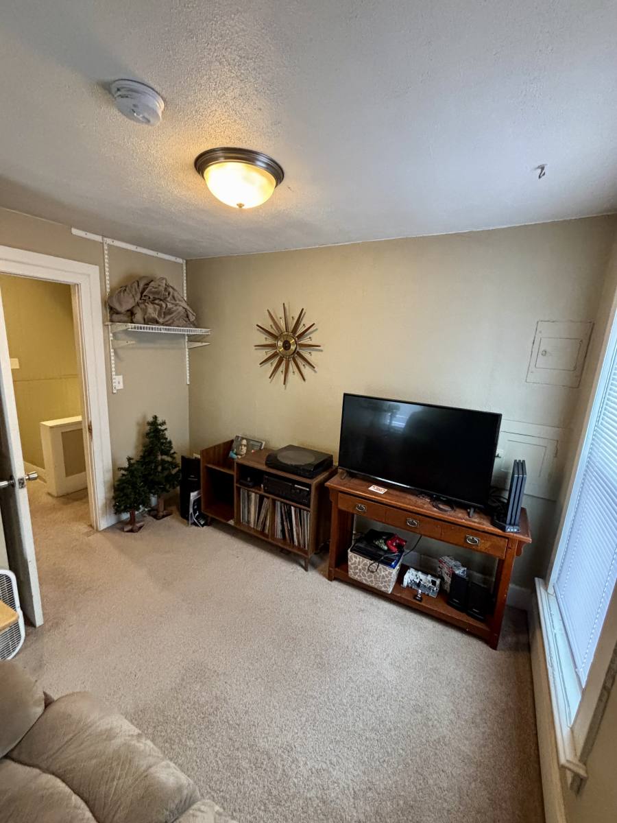 House for rent at 208 E Lewis St, Mankato, MN 56001