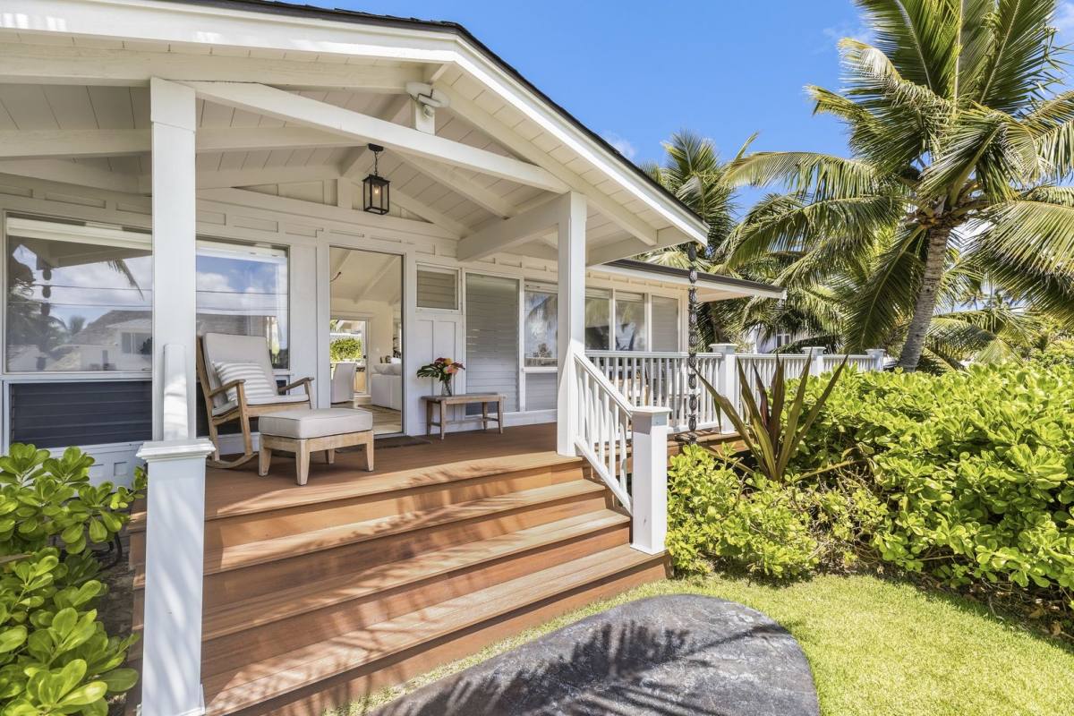 House for rent at 155 Kaapuni Dr, Kailua, HI 96734