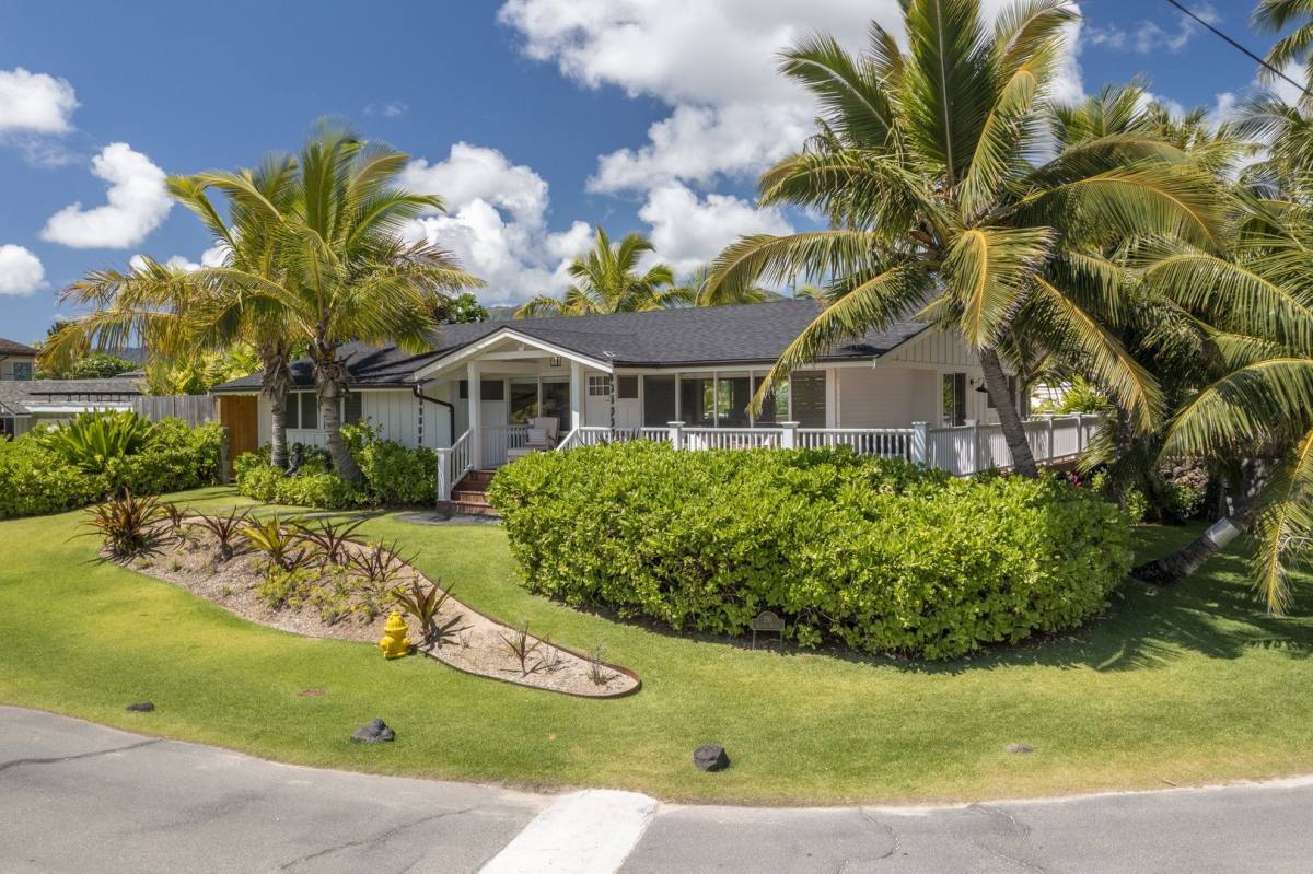 House for rent at 155 Kaapuni Dr, Kailua, HI 96734