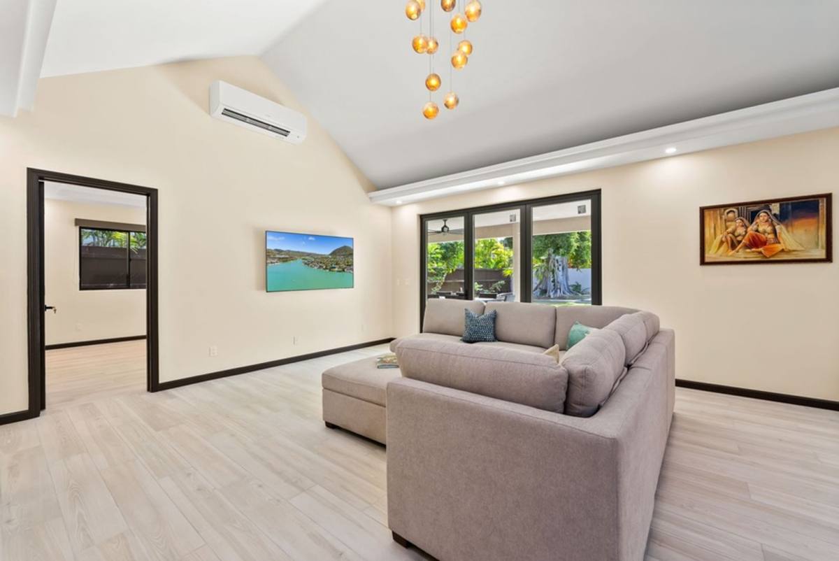 House for rent at 4523 Aukai Ave, Honolulu, HI 96816