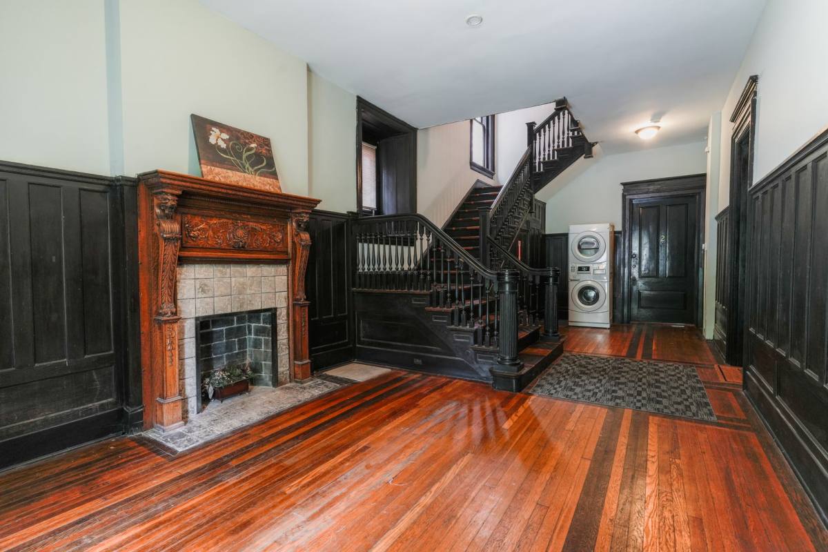 Apartment for rent at 1345 S 3rd St, Louisville, KY 40208