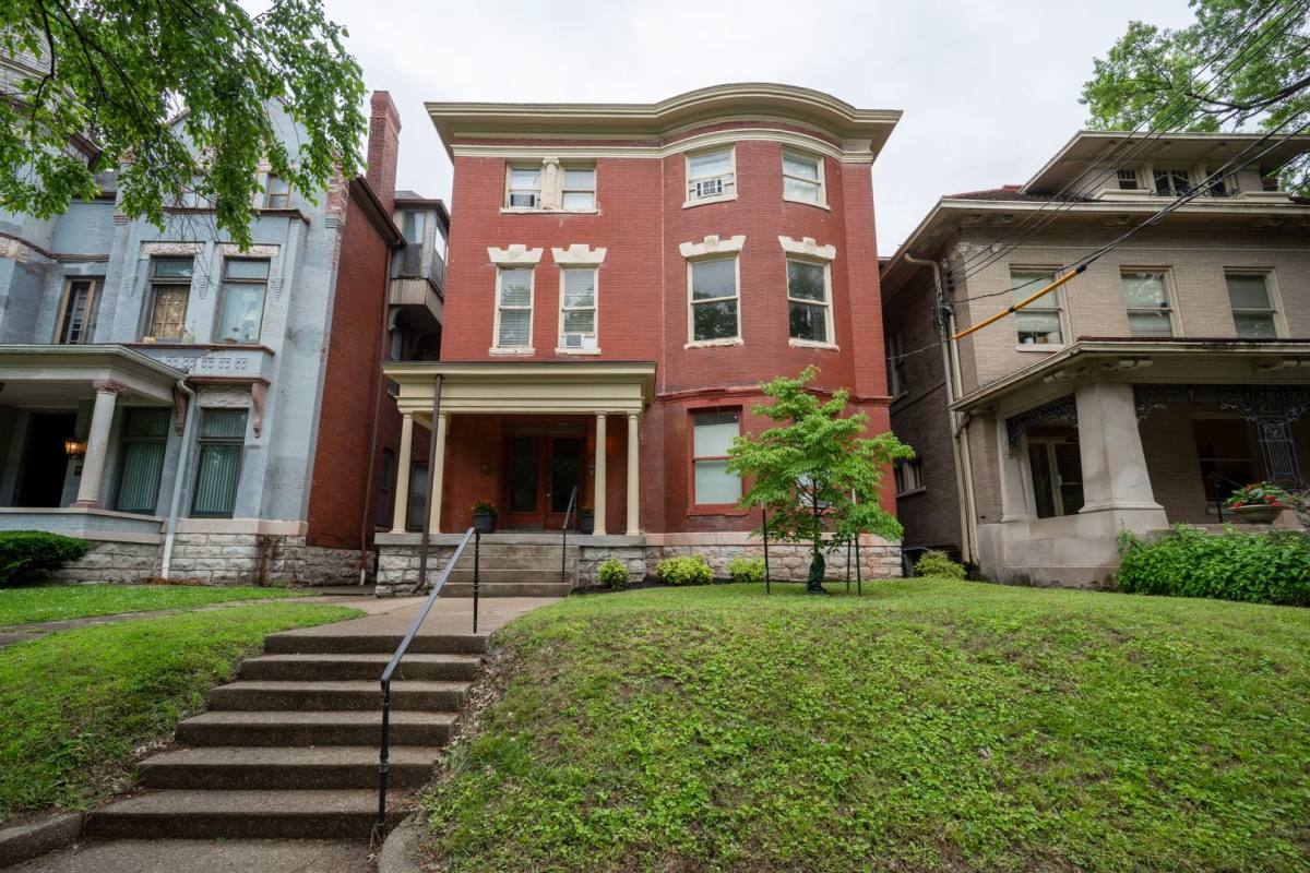 Apartment for rent at 1345 S 3rd St, Louisville, KY 40208